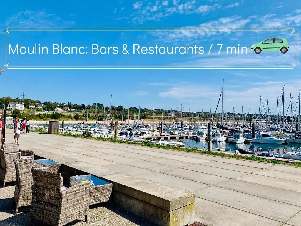 L' Evea Rooftop Apartment Le Relecq-Kerhuon France