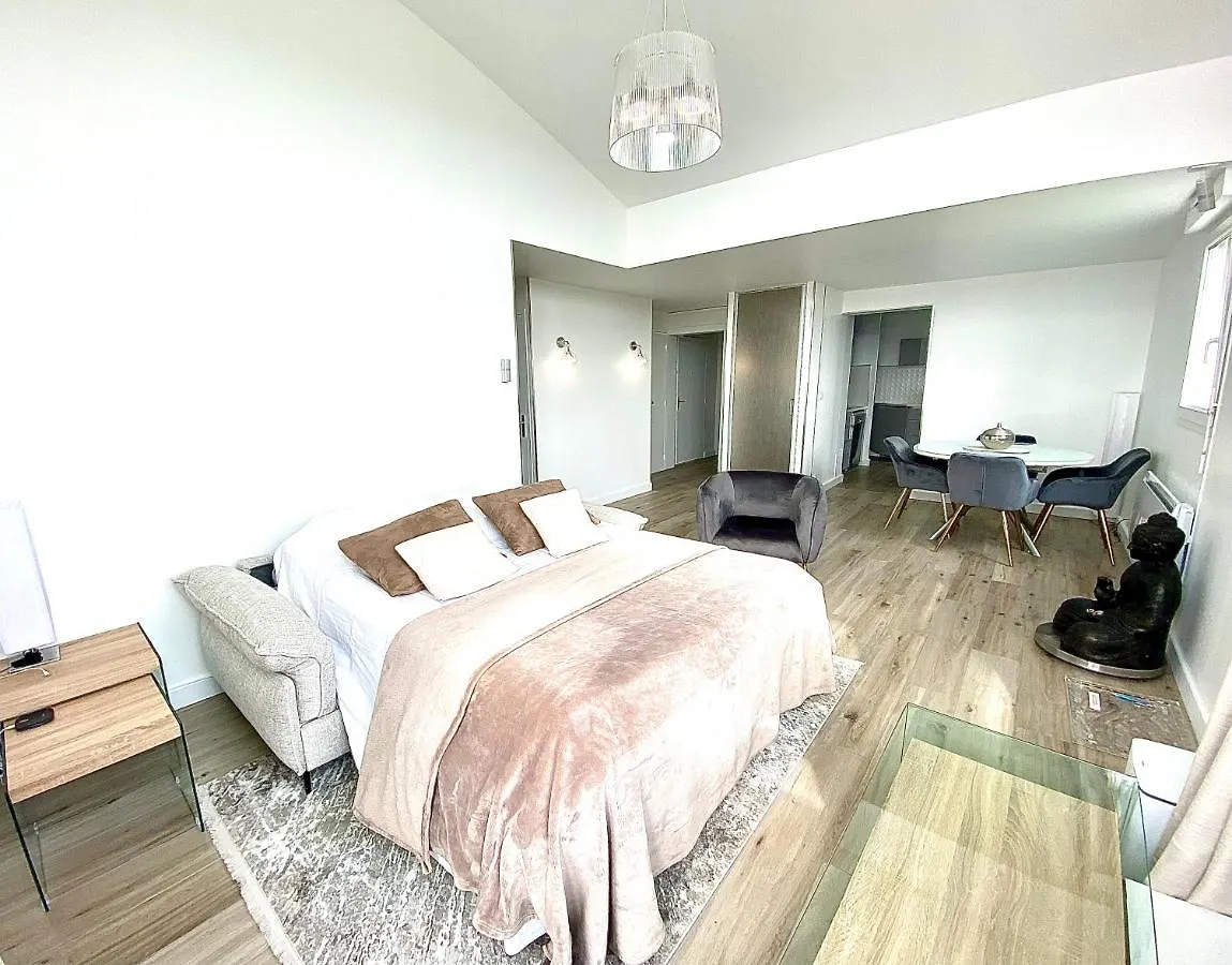 L' Evea Rooftop Apartment Le Relecq-Kerhuon 0*,